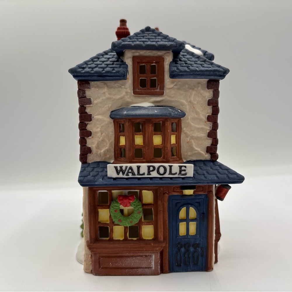 Department 56 1988 H.V.C. Dickens’ Village Series Walpole Tailors 5926-9 Vintage